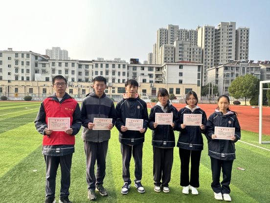 f7eeaabf1b2ea3cc47e4fba210032a85